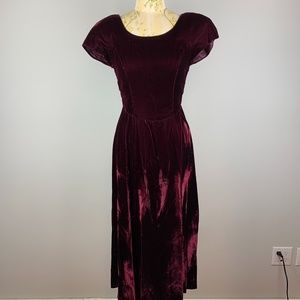 Vintage Velvet Dress with large Satin Tie Bow 4